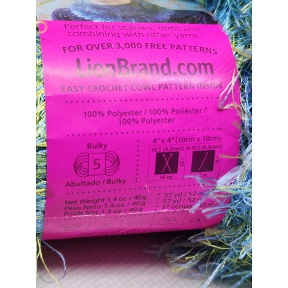 Fun fur Color 207 Art #320 Lot 118426 Polyester 57yd Yarn Multicolor - Picture 9 of 16